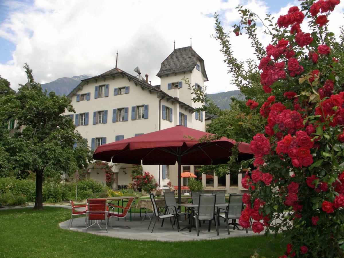 Gaestehaus St. Ursula บริก ภายนอก รูปภาพ