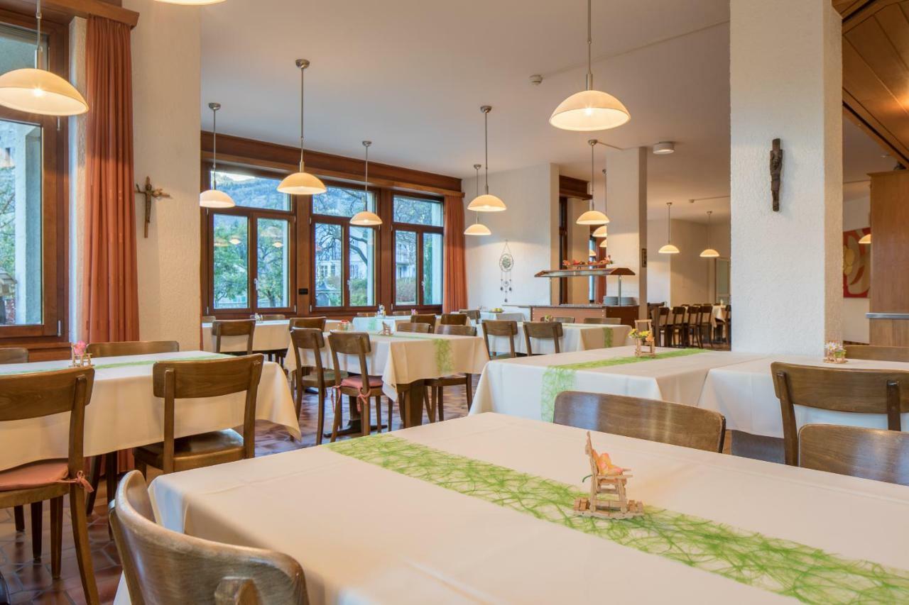 Gaestehaus St. Ursula บริก ภายนอก รูปภาพ